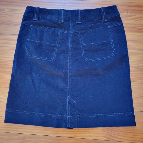 Athleta 8 Black Velvet ROSEVILLE Flex Skirt Pockets Back Slit Athlesiure Layers‎ - Picture 3 of 8